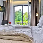 Superior Z Prywatna Balia I Ogrodem - Belle View & - By Royal Aparts Apartment *