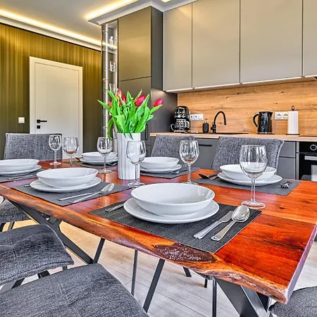 Superior Z Prywatna Balia I Ogrodem - Belle View & - By Royal Aparts Szklarska Poręba