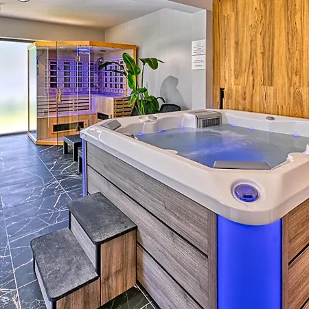 Superior Z Prywatna Balia I Ogrodem - Belle View & - By Royal Aparts *