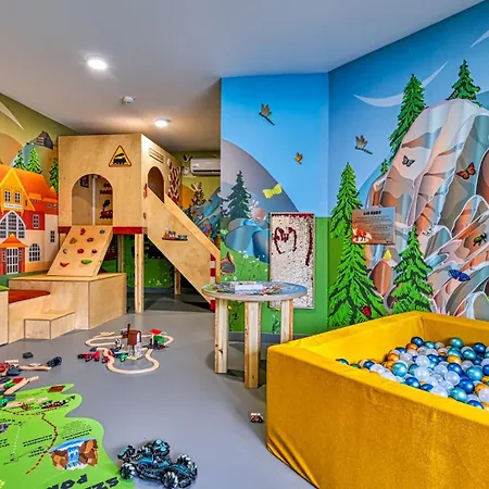 Superior Z Prywatna Balia I Ogrodem - Belle View & - By Royal Aparts Lägenhet