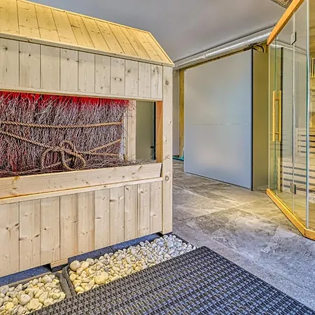 Lägenhet Superior Z Prywatna Balia I Ogrodem - Belle View & - By Royal Aparts