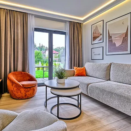 Superior Z Prywatna Balia I Ogrodem - Belle View & - By Royal Aparts Daire *