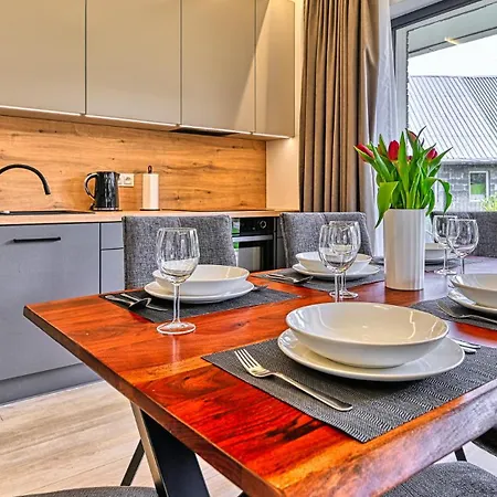 Superior Z Prywatna Balia I Ogrodem - Belle View & - By Royal Aparts Szklarska Poreba