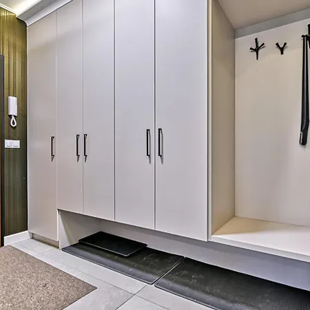 Superior Z Prywatna Balia I Ogrodem - Belle View & - By Royal Aparts Daire Szklarska Poreba