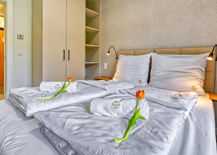 Superior Z Prywatna Balia I Ogrodem - Belle View & - By Royal Aparts