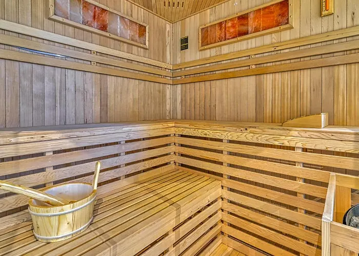 Superior Z Prywatna Balia I Ogrodem - Belle View & - By Royal Aparts *